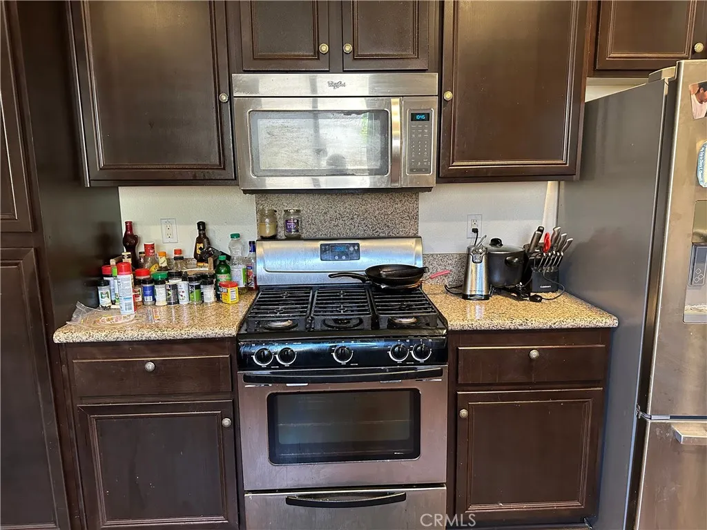 Grand Terrace, California 92313, United States, 3 Bedrooms Bedrooms, ,3 BathroomsBathrooms,Residential,Active,227244