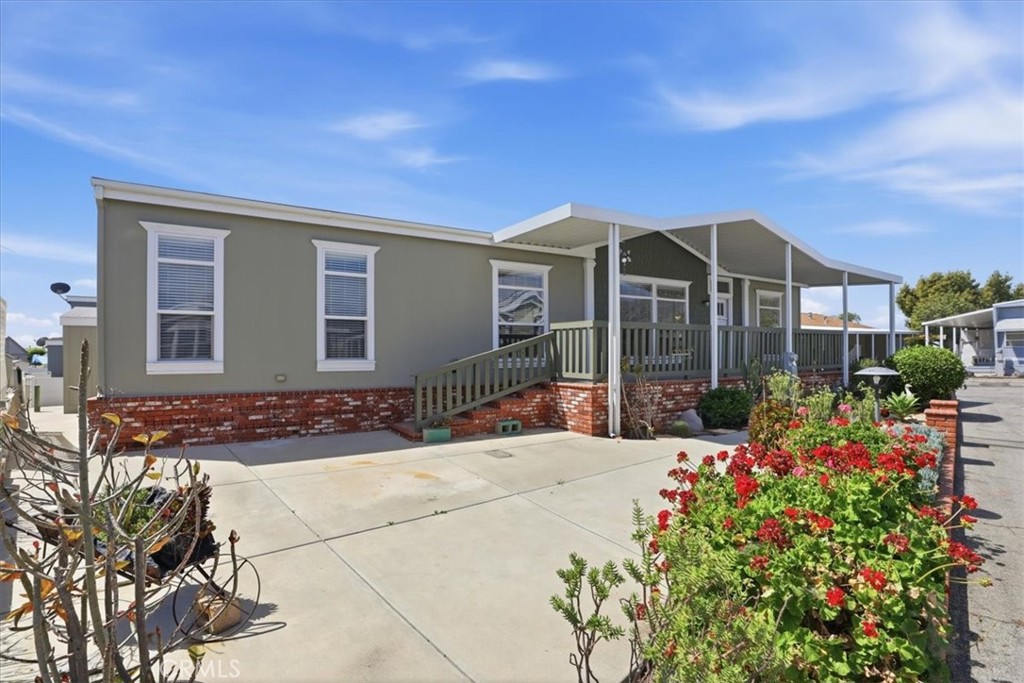 3530 Damien Avenue 44