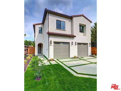 Photo of 1278 Meadowbrook Avenue, Los Angeles, CA 90019 (MLS # 26634205)