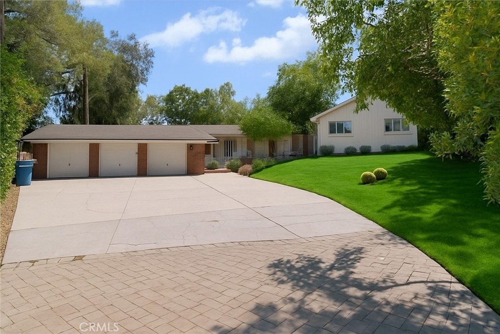 23760 Oakfield Road