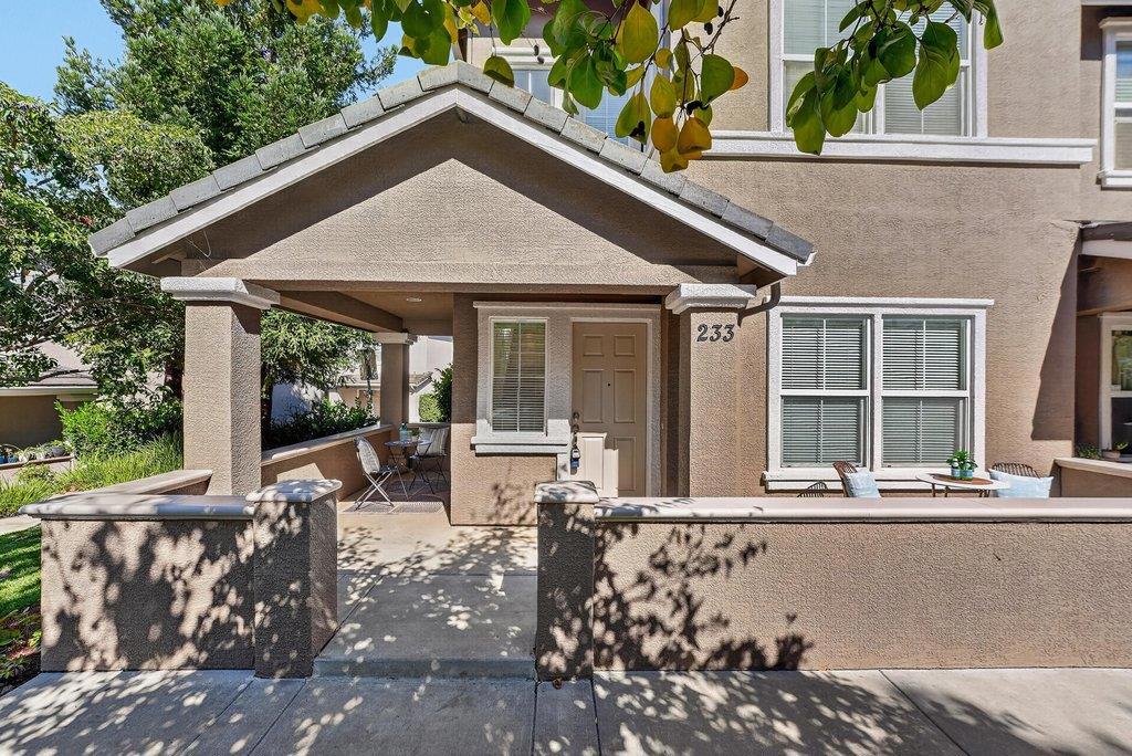 233 Lighthouse Drive