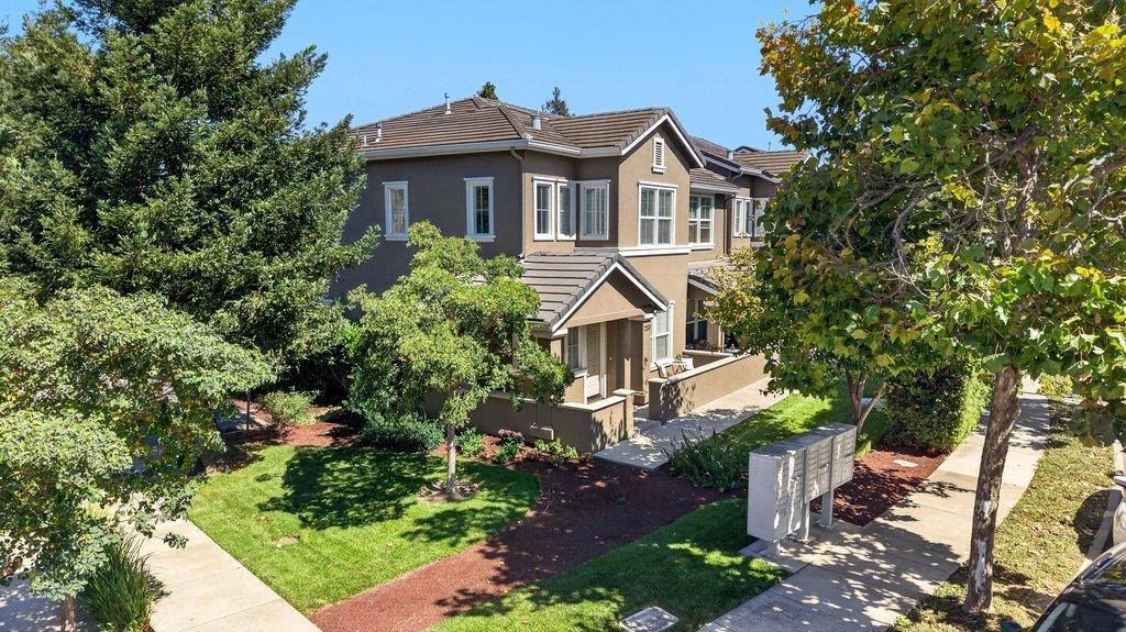 233 Lighthouse Drive