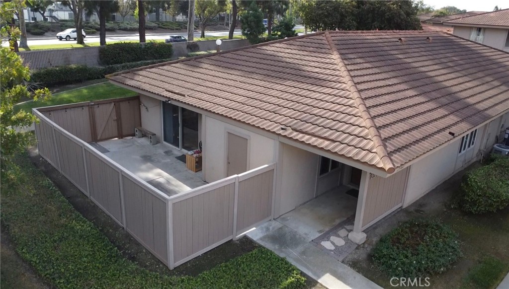 Laurelwood Townhomes (LTH) - Residential