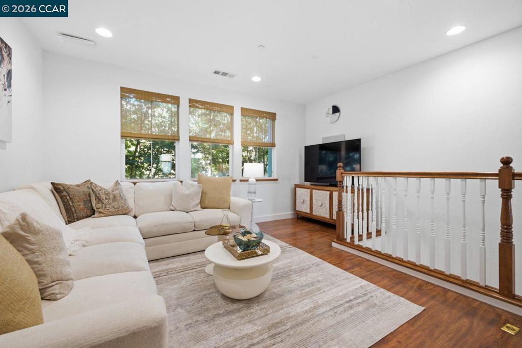 1681 Shore Pl 3
