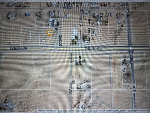 Photo of 0 Palmdale Road, Phelan, CA 92371 (MLS # HD24018623)