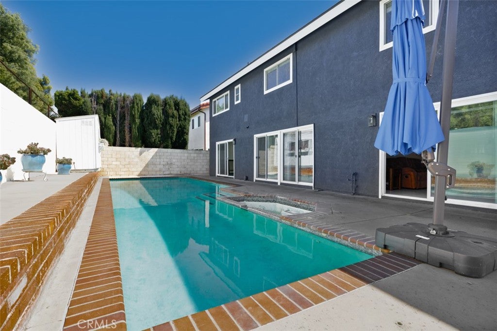 1828 Kinglet Court