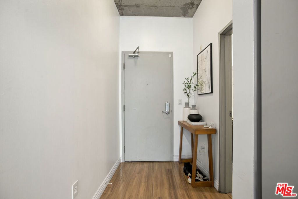 Photo of 645 W 9th Street #529, Los Angeles, CA 90015 (MLS # 26654027)