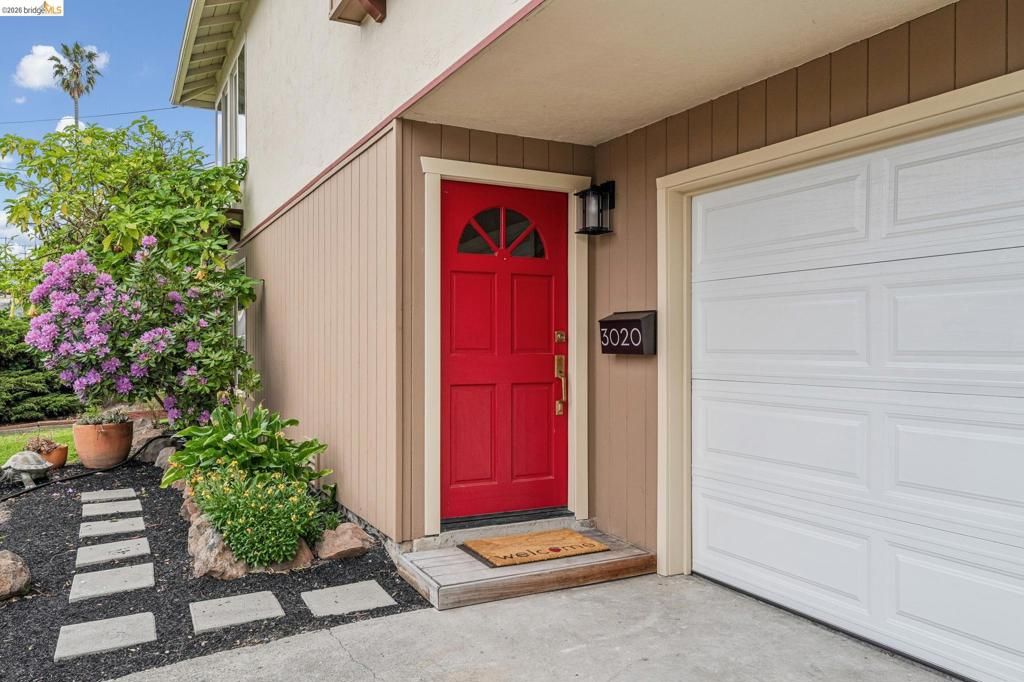 Photo of 3020 Deseret Dr, Richmond, CA 94803 (MLS # 41131343)