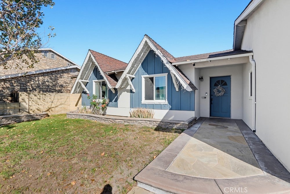 113 W Wilken Way