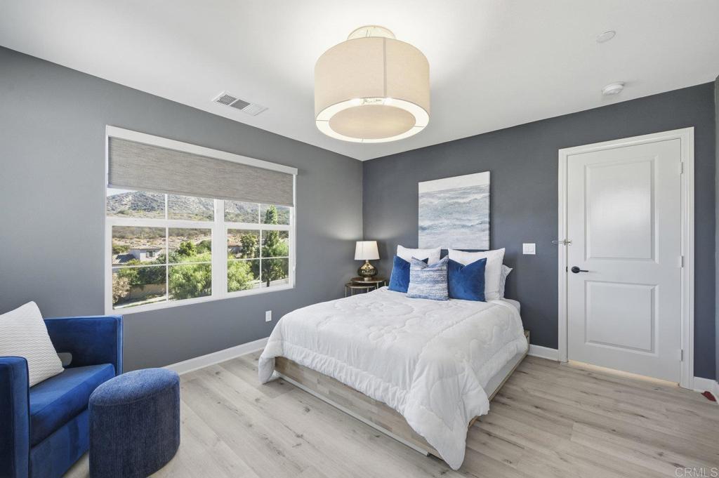 Properties 3 892 Slate Street