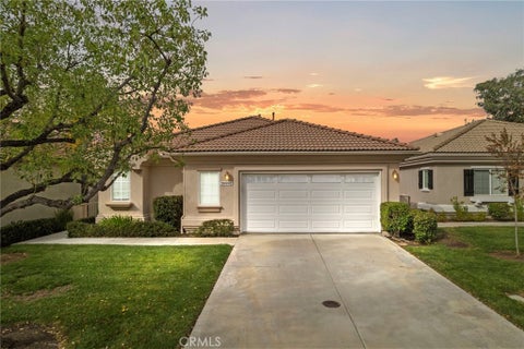 Photo of 39991 Corte Calanova, Murrieta, CA 92562 (MLS # SW26222282)