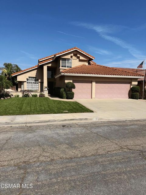 Photo of 562 Finch Court, Fillmore, CA 93015 (MLS # 226002009)