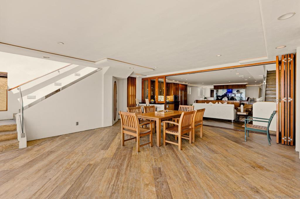 Mission Beach - Residential