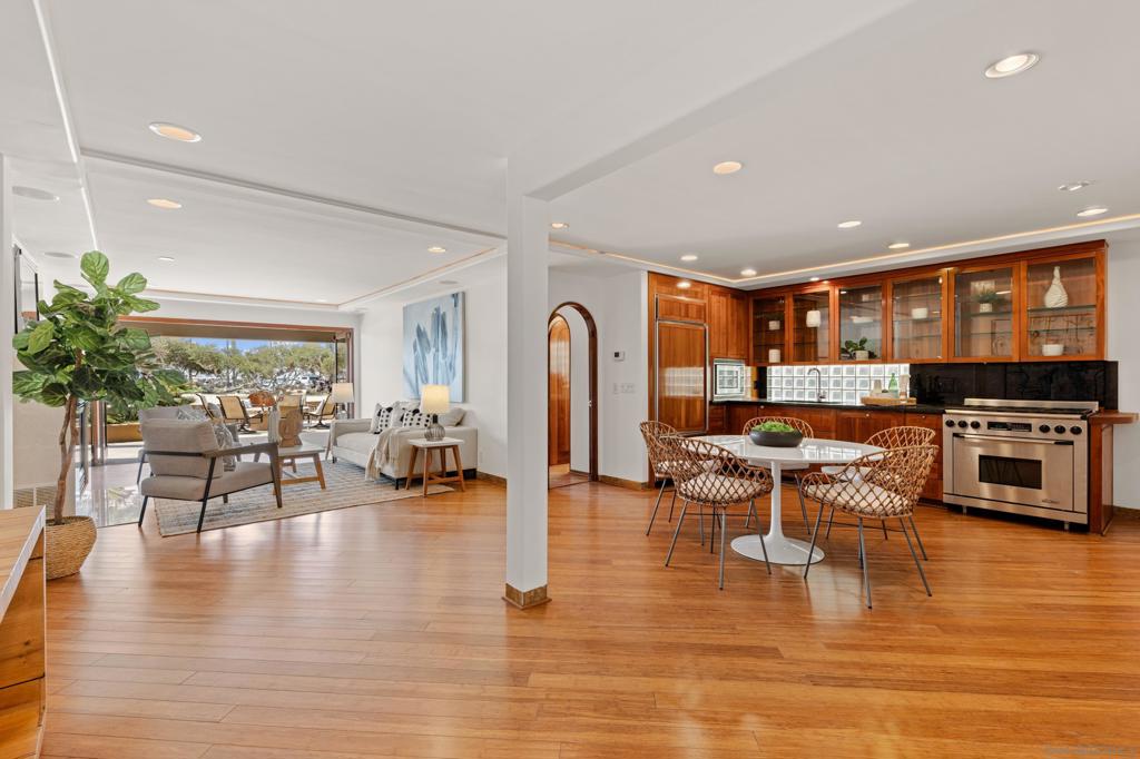 Mission Beach - Residential