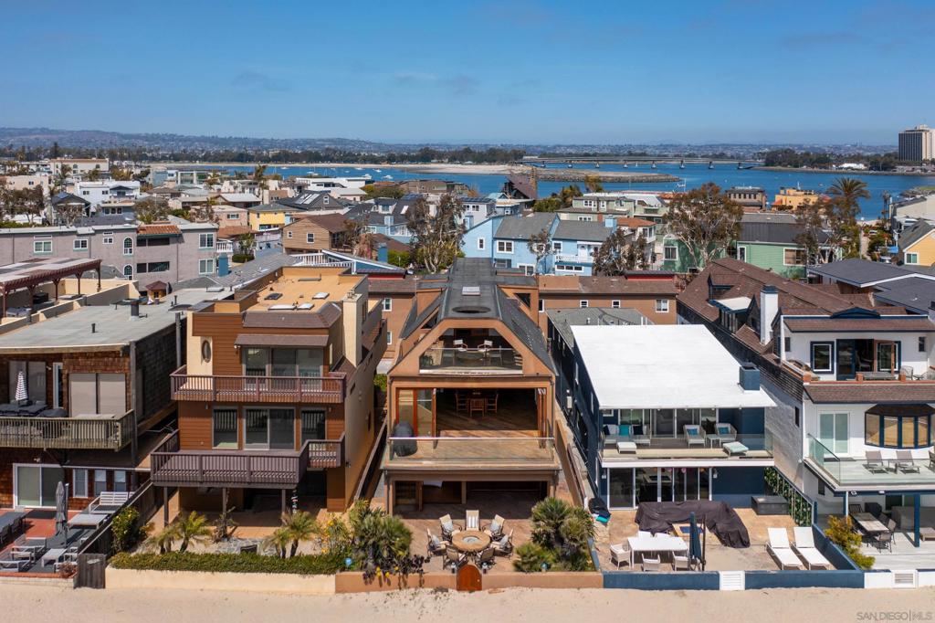 Mission Beach - Residential