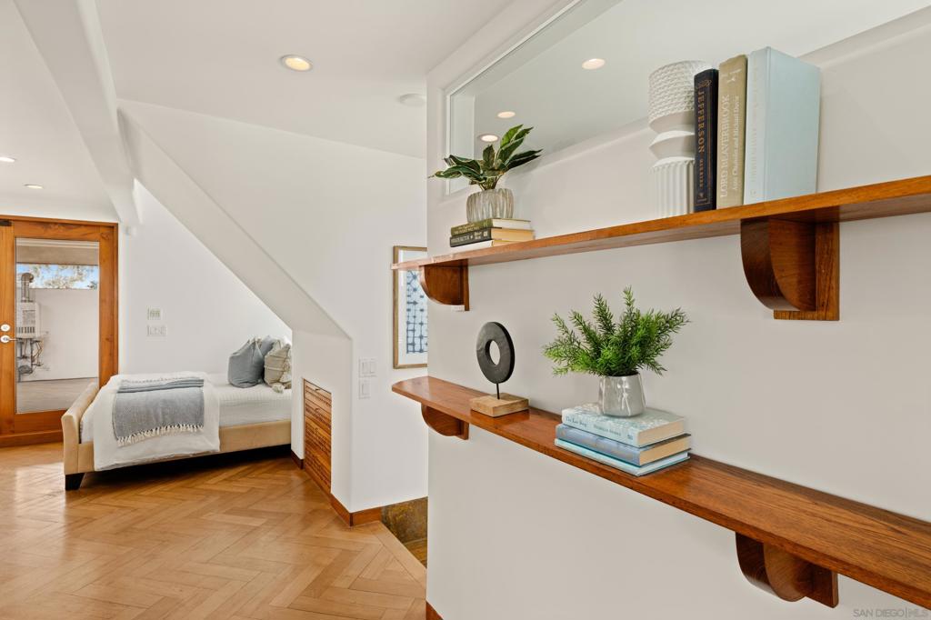Mission Beach - Residential