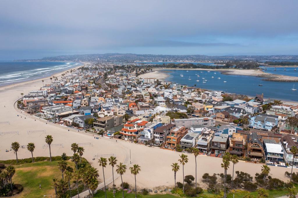 Mission Beach - Residential