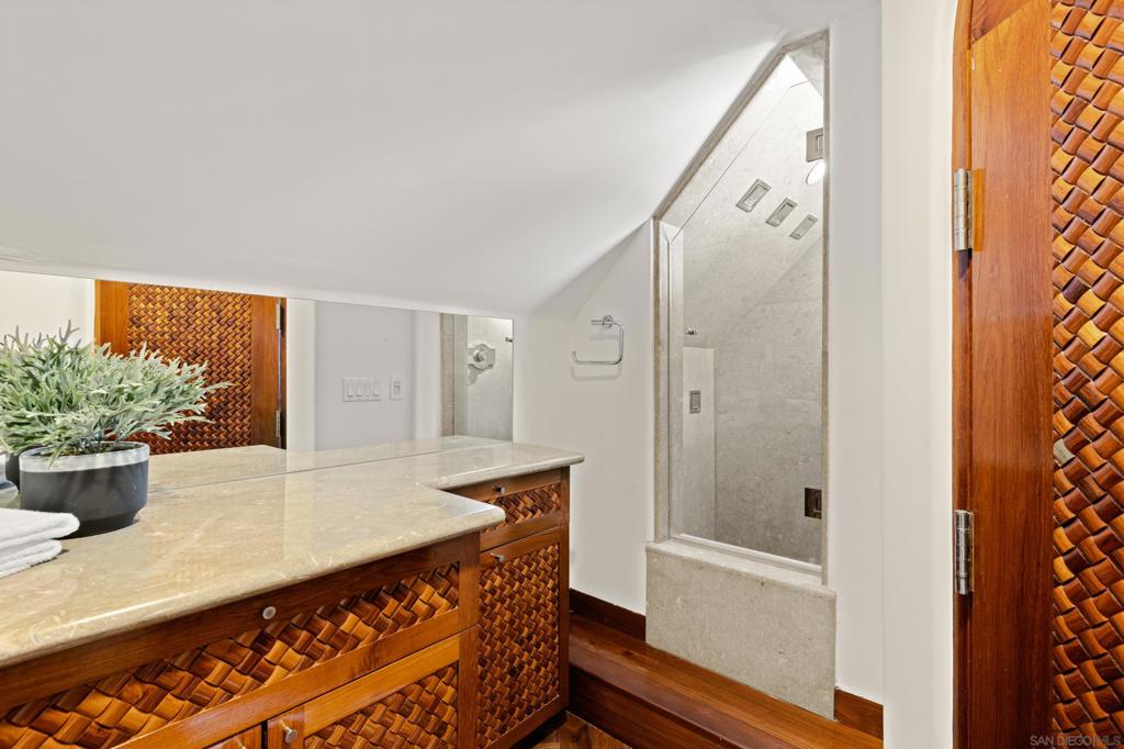 Mission Beach - Residential