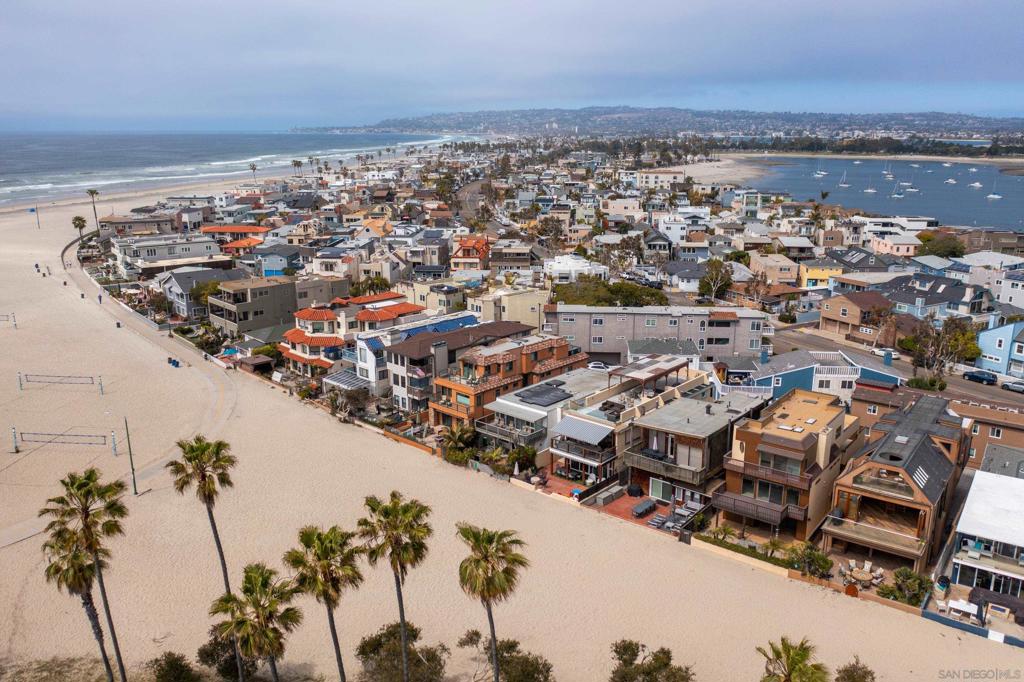 Mission Beach - Residential