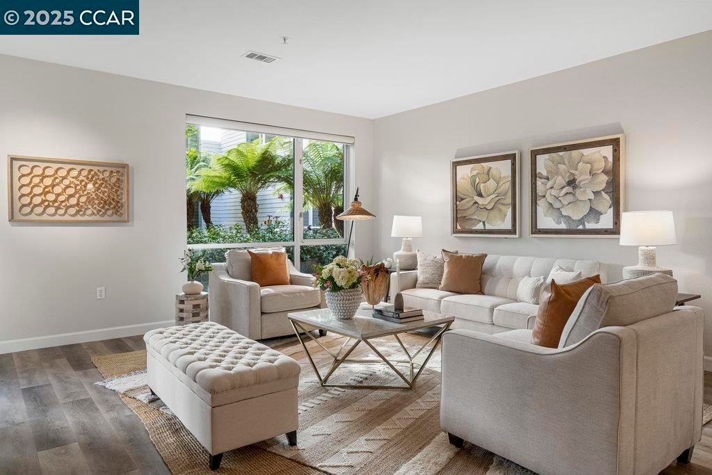 listing image 130722035201950501166