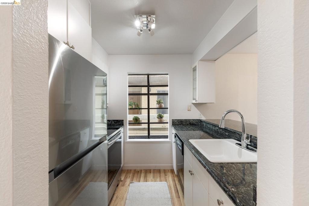 3161 3161 Birmingham Dr 209