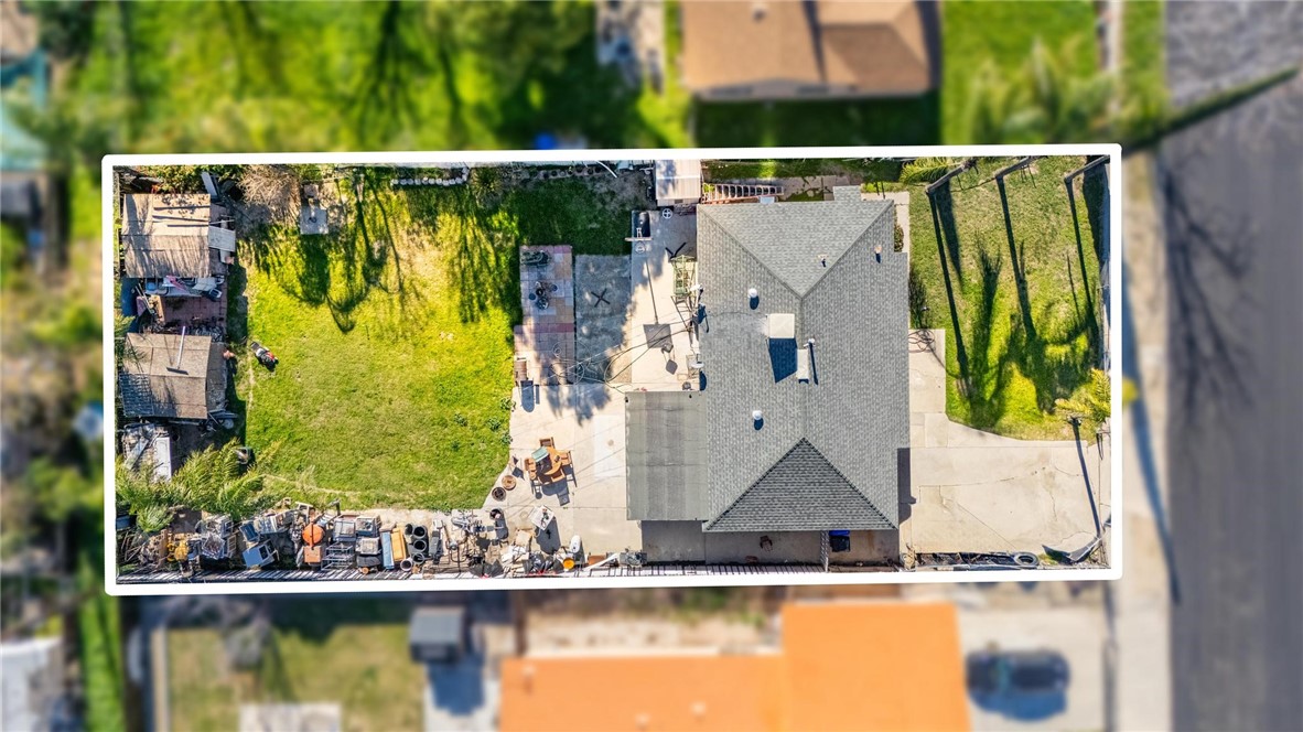 2677 N Pennsylvania Avenue