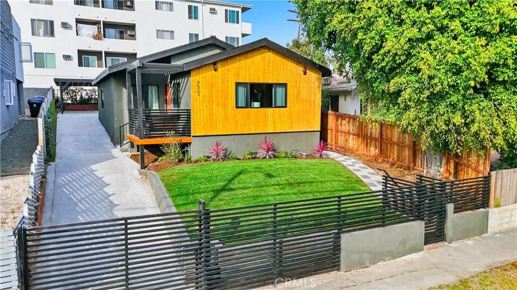 4523 Lexington, Los Angeles CA 90029