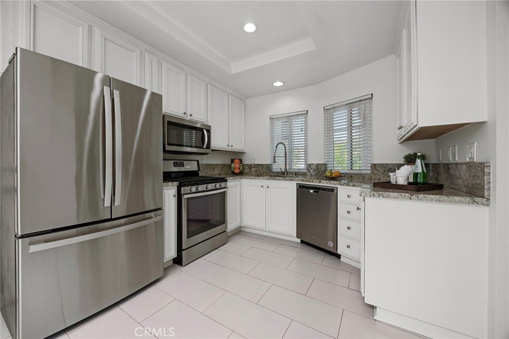 35 Del Perlatto, Irvine CA 92614 - Photo 10