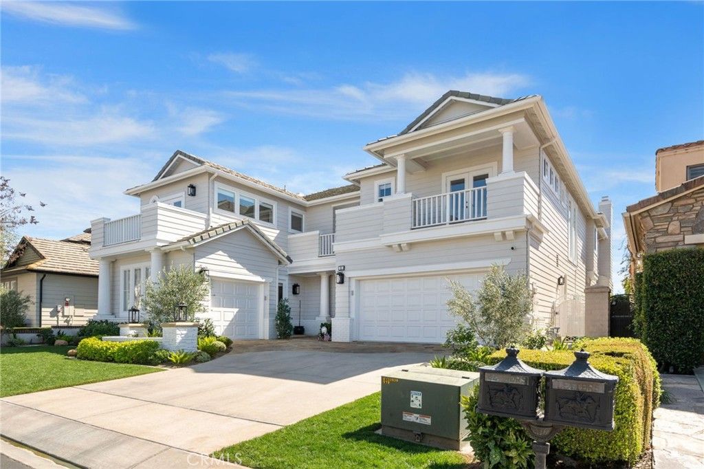 Photo of 21 Portmarnoch Court, Coto de Caza, CA 92679 (MLS # OC26012942)