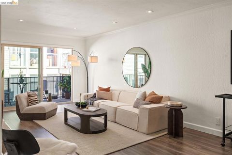 Photo of 567 Oakland Ave Ave #206, Oakland, CA 94611 (MLS # 41128112)