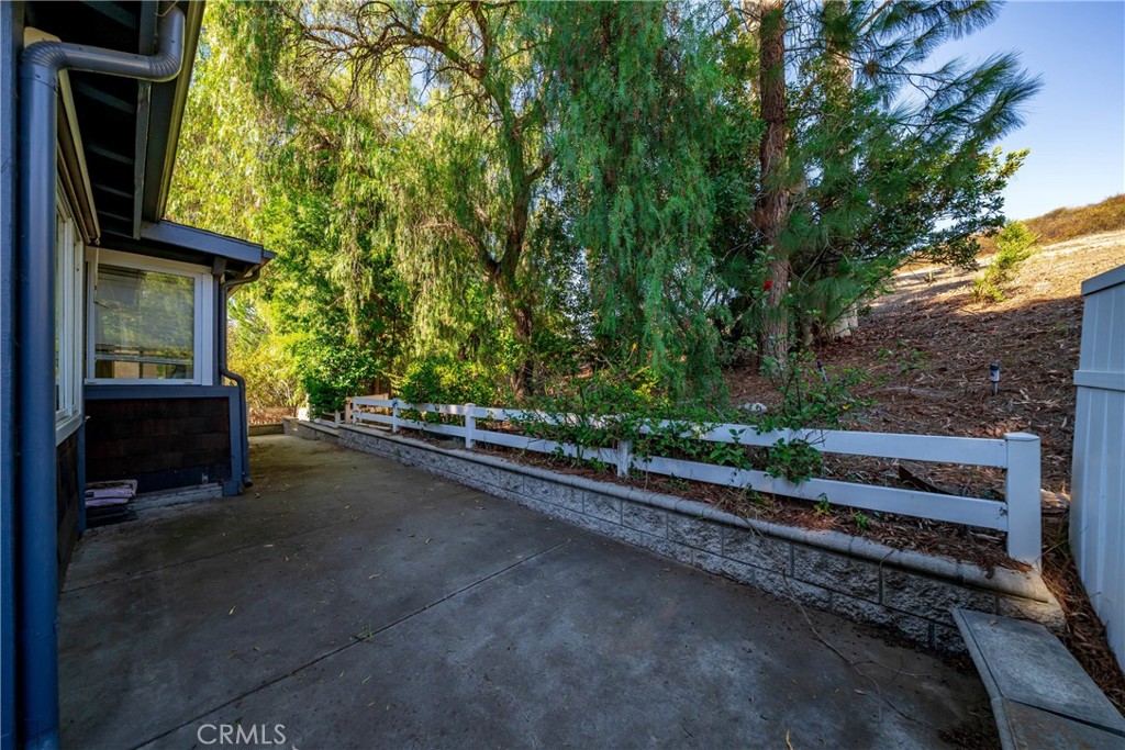 Village (TV) - Residential