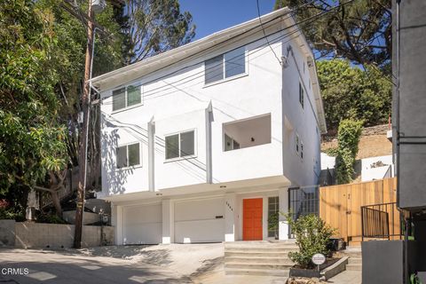 Photo of 3866 Udell Court, Los Angeles, CA 90027 (MLS # P1-27362)