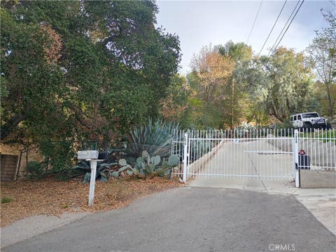 Photo of 0 Glenties Land, Sunland, CA 91040 (MLS # BB26130075)
