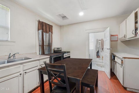 Tiny photo for 201 203 S E Street, Oxnard, CA 93030 (MLS # V1-37306)
