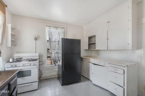 Tiny photo for 201 203 S E Street, Oxnard, CA 93030 (MLS # V1-37306)