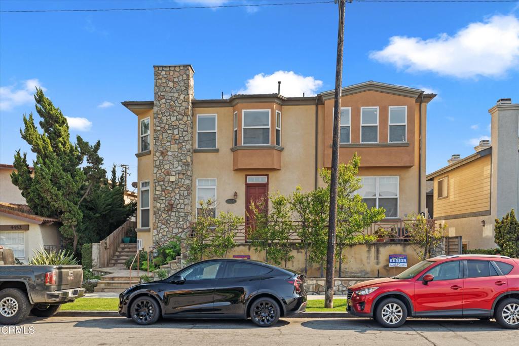 4442 Green Avenue