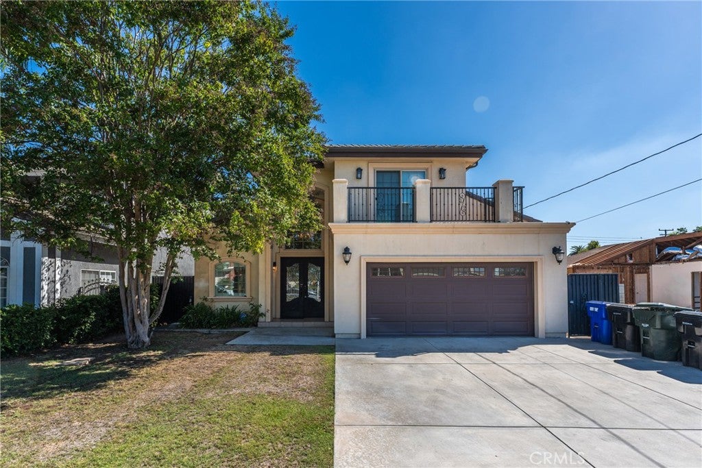 6522 N Golden West