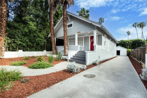 Photo of 6008 Carlton Way, Los Angeles, CA 90028 (MLS # SR26071118)