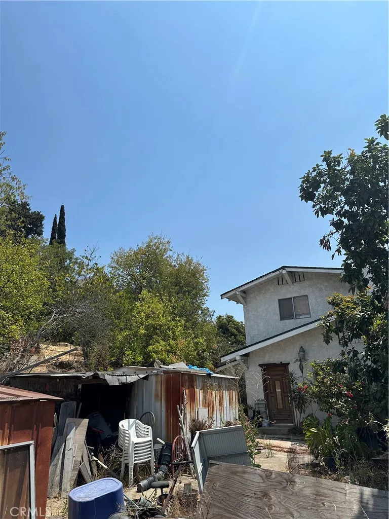 Los Angeles, California 90026, United States, 3 Bedrooms Bedrooms, ,2 BathroomsBathrooms,Residential,Active,231647