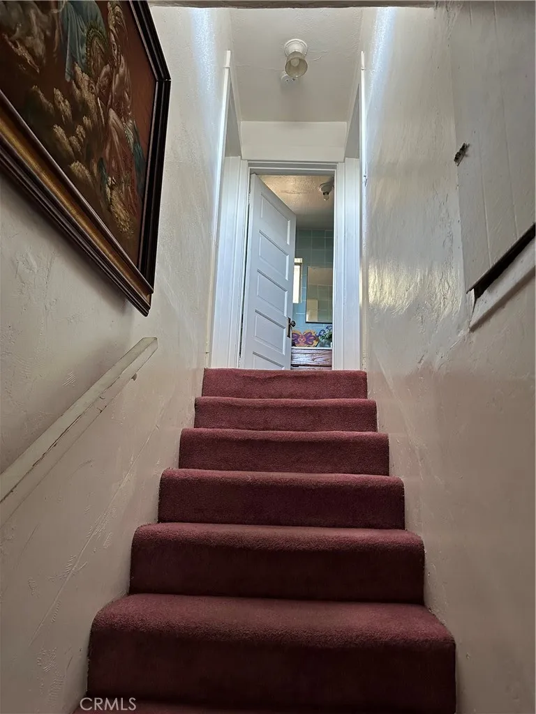 Los Angeles, California 90026, United States, 3 Bedrooms Bedrooms, ,2 BathroomsBathrooms,Residential,Active,231647