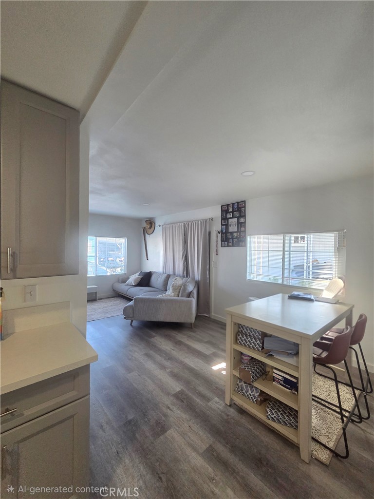 350 E San Jacinto 11