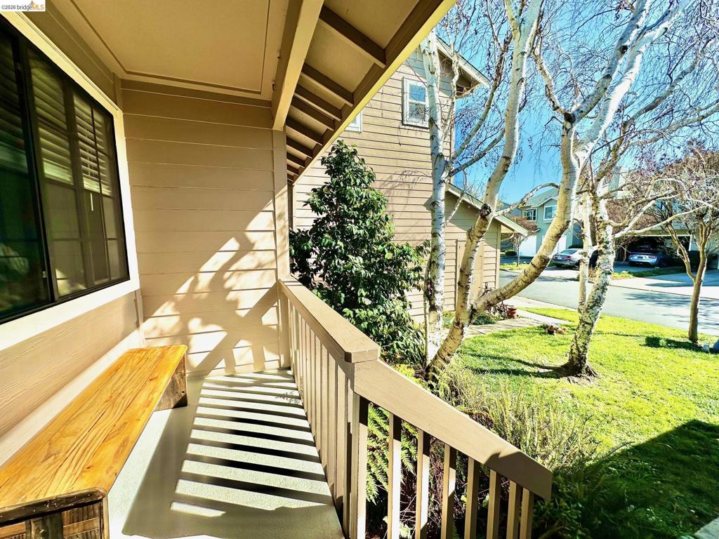 222 Manuel Ct
