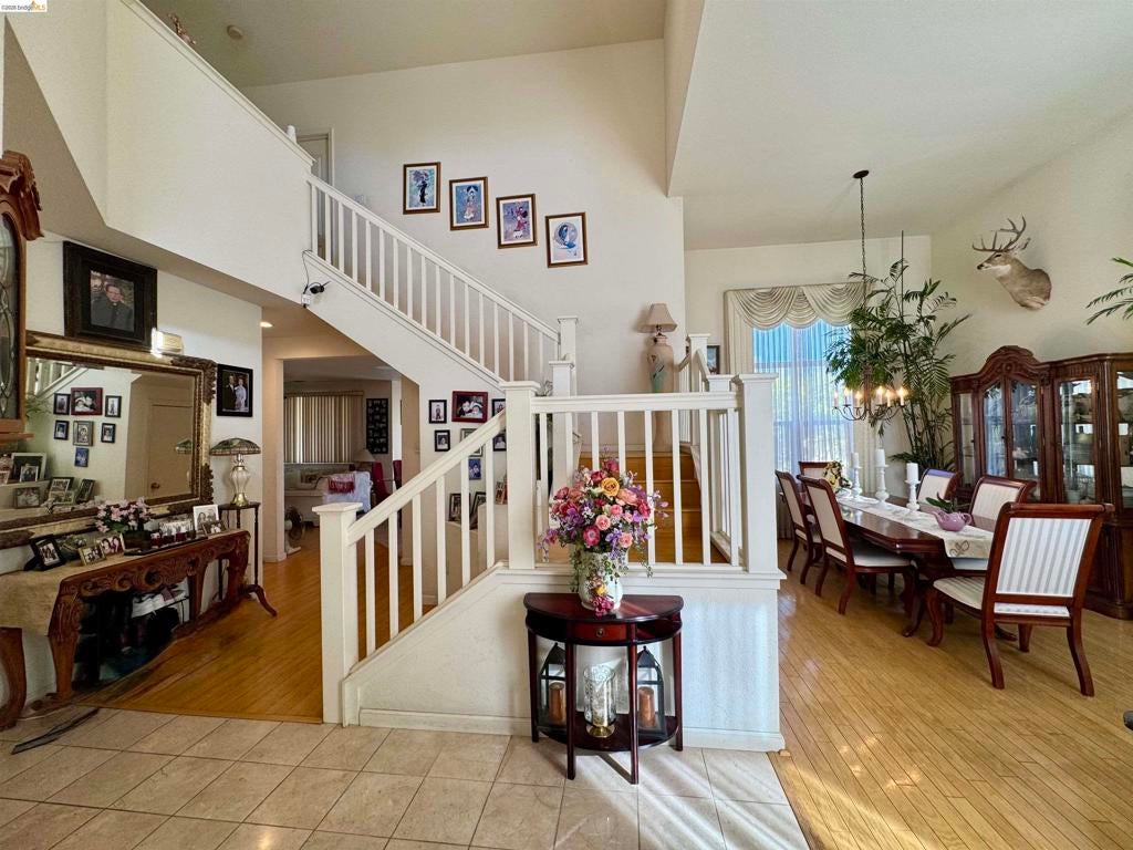 1965 Sugarloaf Mountain Ct