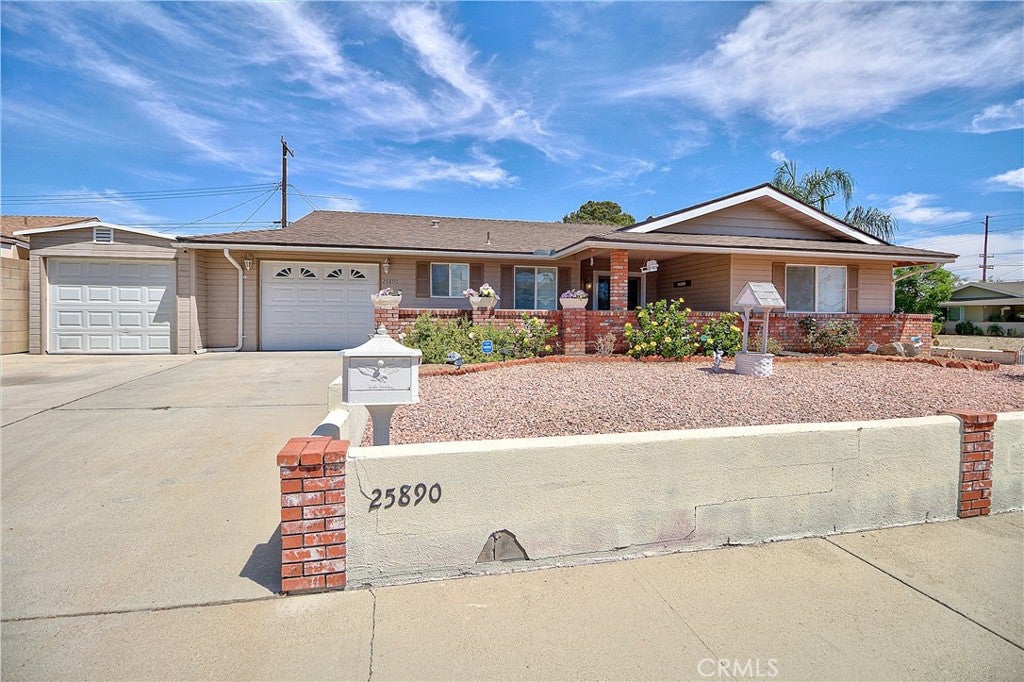 25890 Interlechen Drive