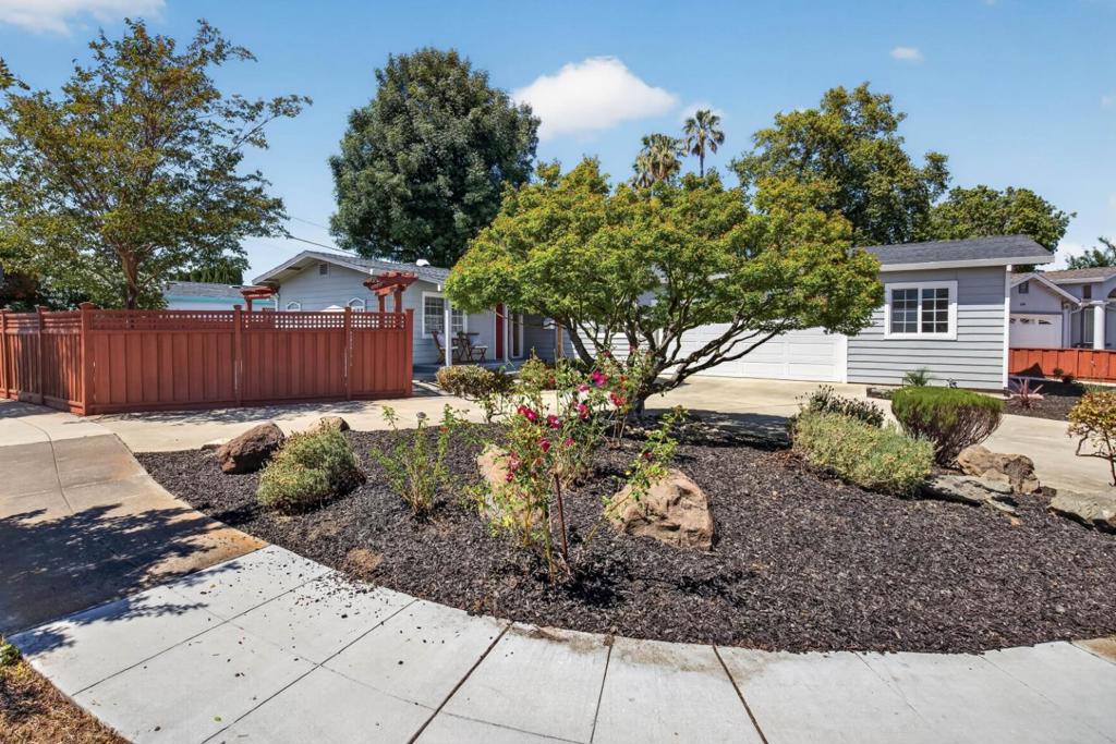 883 Brent Drive