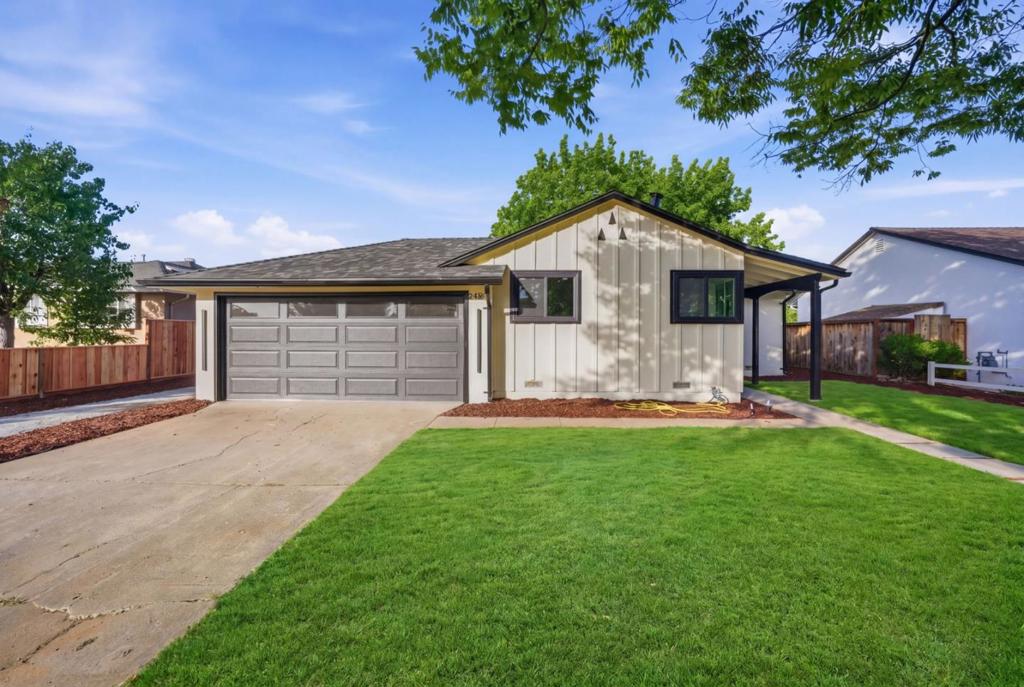 5430 Clovercrest Drive