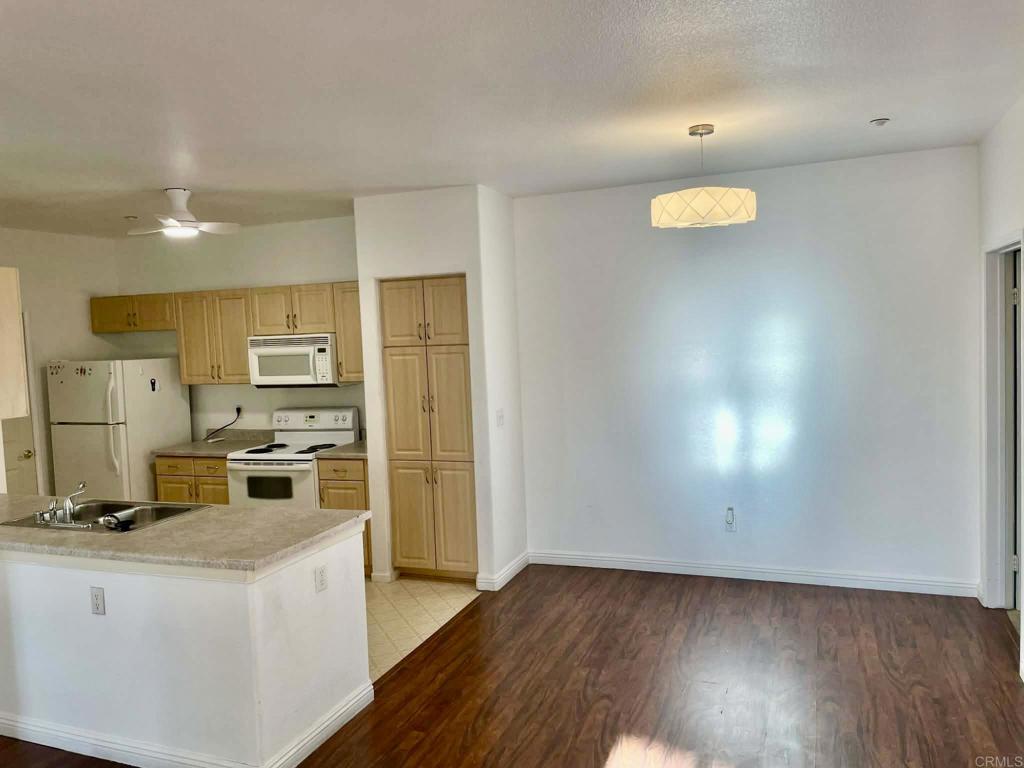 24909 Madison Ave 1323