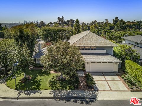 5136 Los Bonitos Way Los Angeles CA 90027