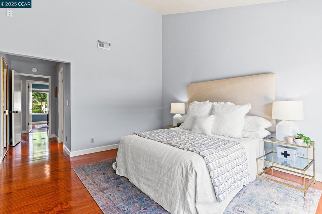 FLORESTA VILLAS - Residential