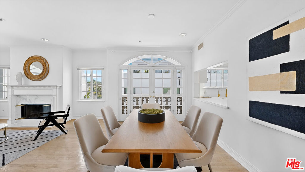 9848 Vidor Drive 402